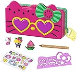 HELLO KITTY Sanrio Hello Kitty coffret Trousse et Accessoires Fête à la plage avec 2 figurines, gomme, règle, crayon et stickers, jouet pour enfant, GVC40